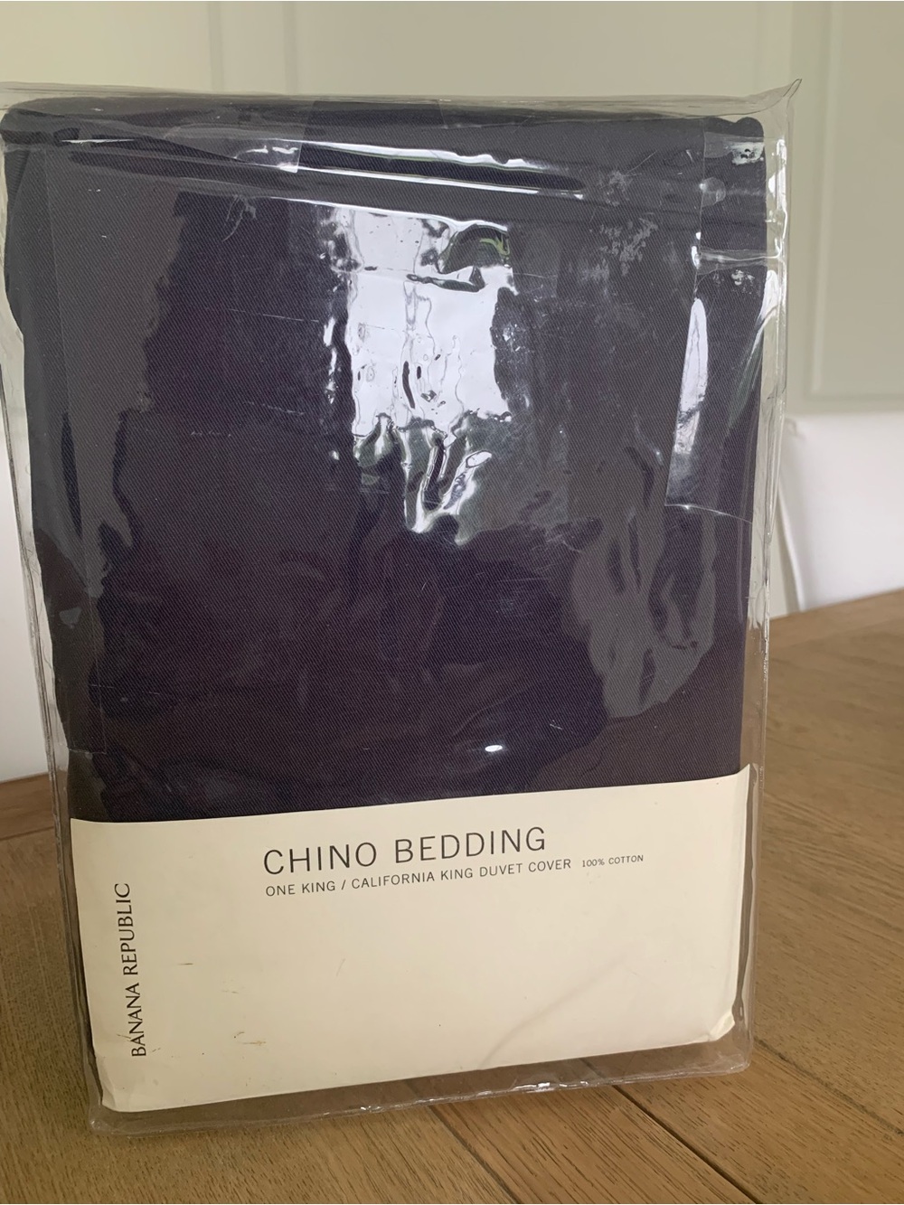 Banana Republic Bedding King Duvet Cover in Navy Blue